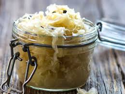 8 Surprising Benefits Of Sauerkraut Plus How To Make It