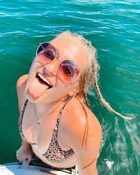 Olivia Sadowski's Instagram, Twitter & Facebook