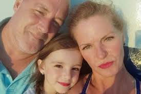 Dana Siano's Instagram, Twitter & Facebook