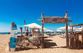 You have to understand there is a lot of beaches near montpellier. 10 Best Beach Bars Restaurants In South France For 2021