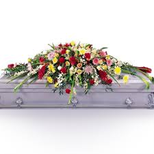 .flowers tulip fresh flowers best sellers fresh cut wrapped bouquets luxury promotions new product plants blooming plants gardens green plants sympathy casket sprays cushion funeral monuments funeral arrangements funeral. Funeral Condolence Flowers Casket Sprays Blanket Of Flowers Casket Spray