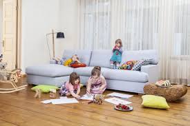 Sofa anda kotor dan bau ?? Bagaimana Dengan Mudah Menghilangkan Bau Air Kencing Di Sofa Di Rumah