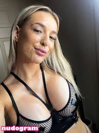 Chloe Amalia  chloeamalia  chloeamaliavip  itschloeandjosh   itschloebabyxxx Гола изтичане OnlyFans снимка 7 - Nudogram v2.1