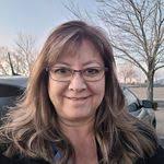 Tracy Galligan's Instagram, Twitter & Facebook