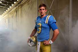 He committed to ucla and started taking classes in january 2015 so he could participate in spring practices. Ucla Qb Josh Rosen Is A Bonafide Star But How Will He Handle Fame Sports Illustrated