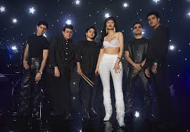 She was the youngest child of abraham. Column In Netflix Series On Singer Selena Quintanilla The Focus Is On The Family The San Diego Union Tribune