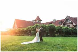 Saint Clements Castle Weddings Connecticut River Wedding Reception In 2020 Connecticut Wedding Connecticut Wedding Venues Ny Wedding Venues