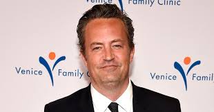 Unlike many hollywood insiders, molly is not a party animal, she has rarely been seen in high profile parties. Matthew Perry Shares 1st Pic Of His Fiancee Molly Hurwitz