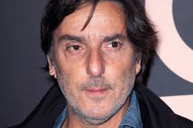 Yvan Attal : ses films, Charlotte Gainsbourg... Biographie