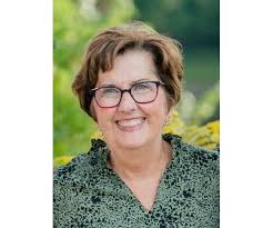 Elaine McIntyre-Albrecht Obituary (1951