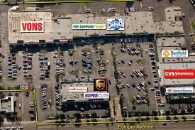 Banfield pet hospital veterinarians provide the best preventive healthcare for your pets. Huntington Beach California Ca Available Retail Space Restaurant Space For Lease Marina Village Kimco Realty