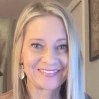 Colleen Breen's Instagram, Twitter & Facebook