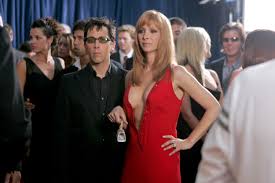 Lisa Kudrow | ThePopHub.com