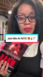 Tweet The Singer at Baltimore Artshow