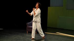 Lenette van dongen wint de poelifinario 2019 voor haar cabaretvoorstelling paradijskleier.www.lenettevandongen.nllenette van dongen is de winnaar van de. Scene Fitness Uit Voorstelling Roedel Van Lenette Van Dongen Youtube