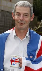 David James plays outfield for Manchester City : r/soccer