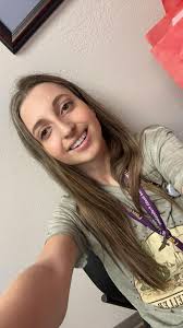 ISO full time nanny position!! • I have over 12 years of experience in  childcare • Certified Nursing Assistant • CPR certified in all areas • Lots  of educational certifications!! • Have