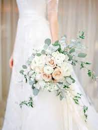 Fall wedding dream wedding wedding places destination wedding wedding bouquets. Pin By Riikka Antola On Eskuvo Ranunculus Wedding Bouquet Spring Wedding Bouquets Flower Bouquet Wedding