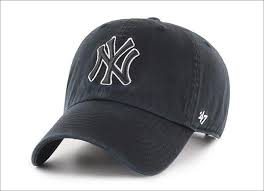 Black And White Baseball Cap New York Yankees Dad Hat Black White Outline 47 Brand Mlb Cleanup Unstructured Baseball Cap Baseball Hats Hats Baseball
