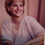 Michelle Stetz's Instagram, Twitter & Facebook