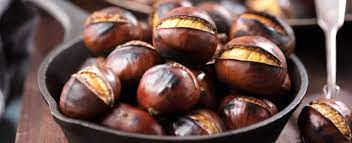 Una volta si faceva colazione con le castagne secche immerse nel latte, oppure le si mangiava per cena. Cucinare Le Castagne In 6 Metodi Efficaci E Gustosi Agrodolce