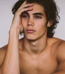 I wouldn't consider i'm not sure if blond guys like dark haired girls, but i definitely like blond guys! Dark Haired Boys Images On Favim Com