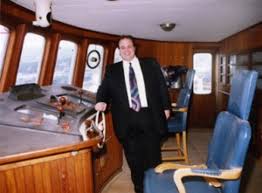 In den 1950er jahren nahm der griechische reeder onassis die einstige kriegsfregatte christina als. Onassis Yacht For Sale But No Buyer Will Ever Be This Interesting Blog Passagemaker