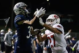Jayden fox gets into several positions. Prep Football Season In Review Top Teams Games Performances Heraldnet Com