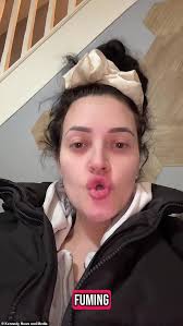 Mother blasts 'disgusting' fines over taking her children out of school for  holidays