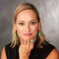 Darla Mckinley's Instagram, Twitter & Facebook