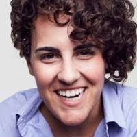 Sara Furio's Instagram, Twitter & Facebook