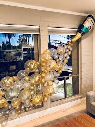 Decorate Your House Cheap Inexpensive Ways To Decorate Your Living Room Budget Friendly Living Room Champagne Balloons Diy Party Decorations Party Balloons