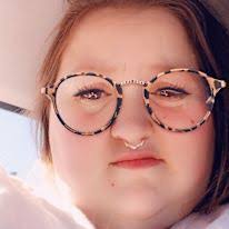 Amanda Werling's Instagram, Twitter & Facebook