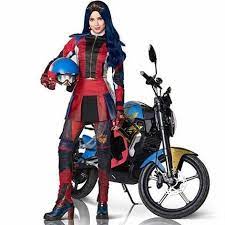 New Photo Of Evie With Her Bike Posted By Yestv For Disneychannelil Descendants Pictures Descendants Characters Disney Decendants