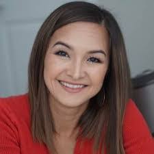 Irina Anderson's Instagram, Twitter & Facebook