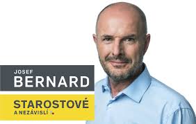 Lídrem kandidátky za STAN je Josef Bernard