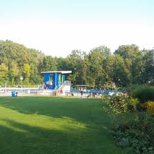 In heated water visitors can swim comfortably even when the outside temperature is still cool. Freibad Hausen Freibad In Hausen