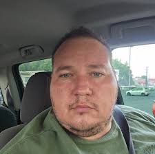 Who can spread small piles of gravel in Omro, Wisconsin?