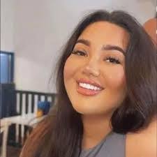 Elaine Bryson's Instagram, Twitter & Facebook