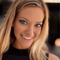 Jennifer Nuckols's Instagram, Twitter & Facebook