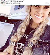 Pin By M On Punchy Country Girl Hair Western Hair Styles Country Girl Hairstyles