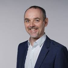 Mark Mathieson's Instagram, Twitter & Facebook