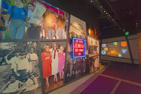 Connect. Reflect. Act.