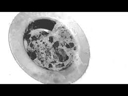 Badewannenabfluss reinigen oder abfluss rohr befreien? Duschwanne Oder Badewanne Abfluss Siphon Reinigen Ganz Einfach Mit Papa E Youtube