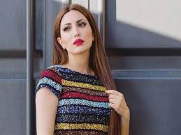 بينت الفنانة السورية نسرين طافش حقيقة ما تداولته بعض الصفحات حول تلقيها شقة فاخرة في عجمان كهدية. Pin On Belbalady