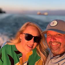 Are there any boat upholstery fixers in St. Clair Shores?