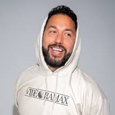 RICK LEÓN (@rickleon7) • Instagram photos and videos