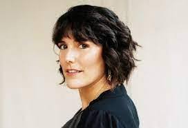 Shona Monroe's Instagram, Twitter & Facebook