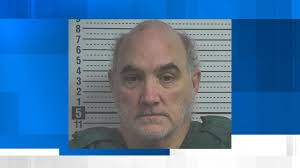 Man charged after two cats die in hot car outside Ky. hospital