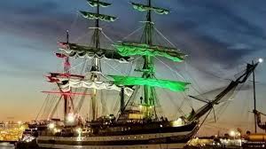 Il materiale amerigo vespucci più comune è legno. Il Veliero Amerigo Vespucci Della Marina Militare Approda Nel Porto Di Civitavecchia